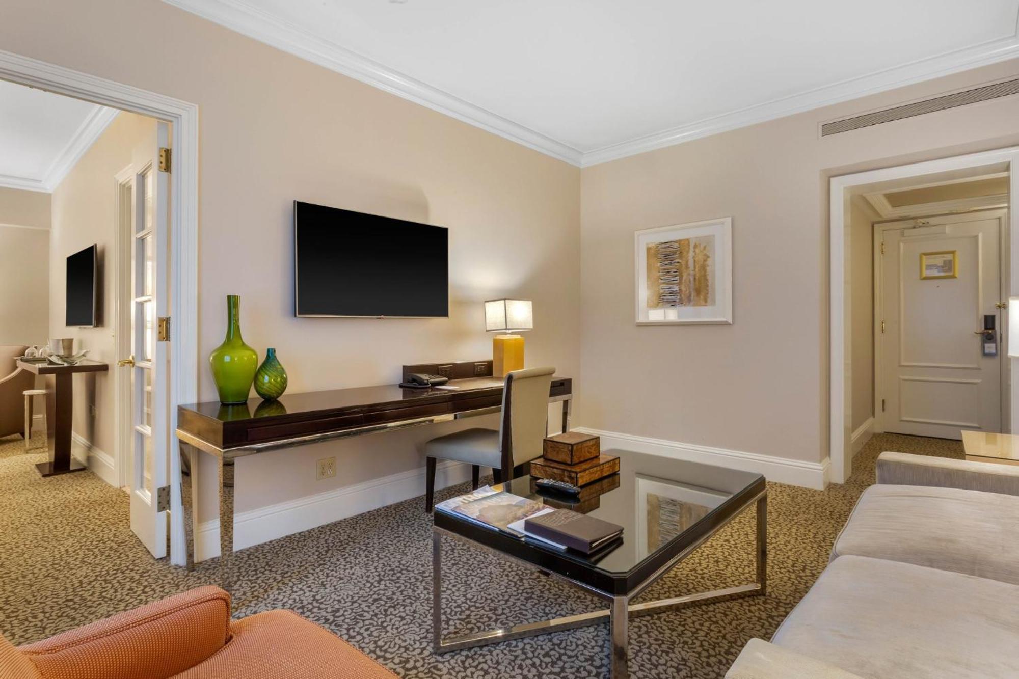 Berkshire Suite,1295796859:JPEG
