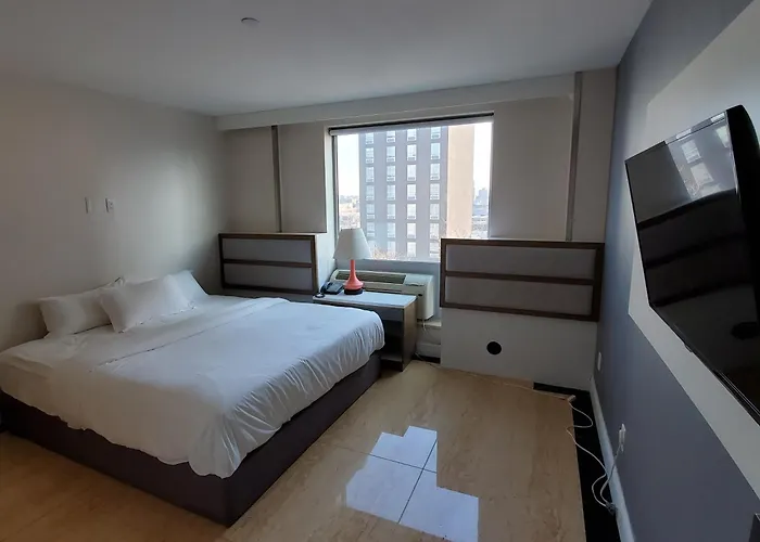 Mayfair Inn And Suites New York